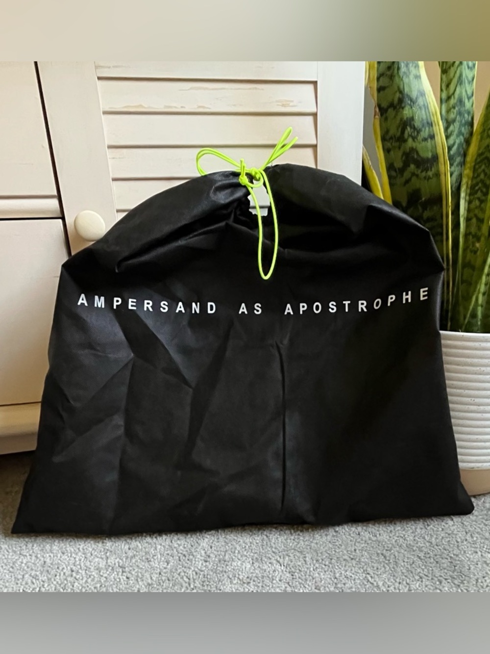 NWT Ampersand As Apostrophe Standard Parcel Bag - Picture 15 of 16